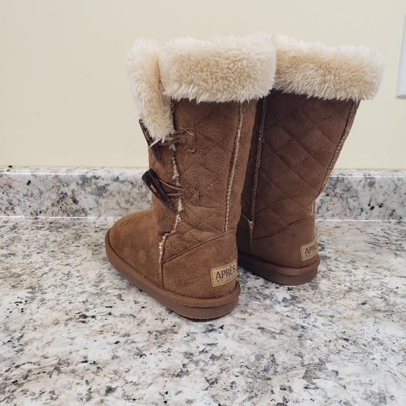 Apres by Lamo Faux Suede Buckskin Faux Fur Boots Girl's Size 1Y - Picture 11 of 16